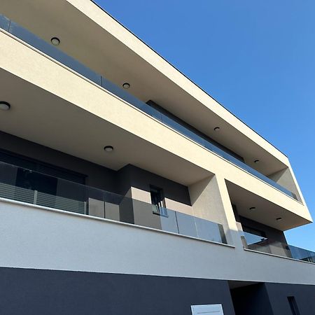 Apartments Harmony Hills Pula Bagian luar foto