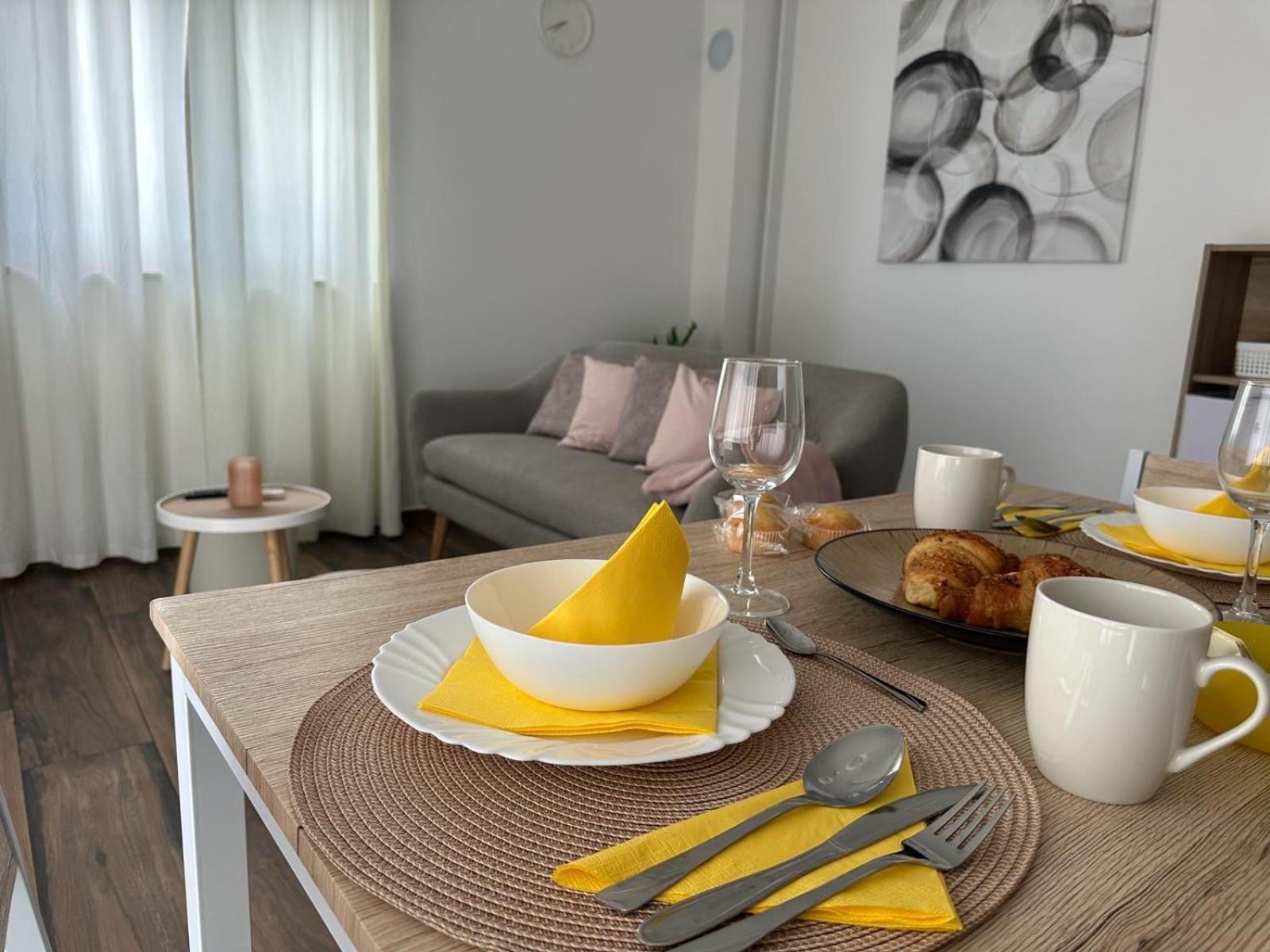 Apartments Harmony Hills Pula Bagian luar foto