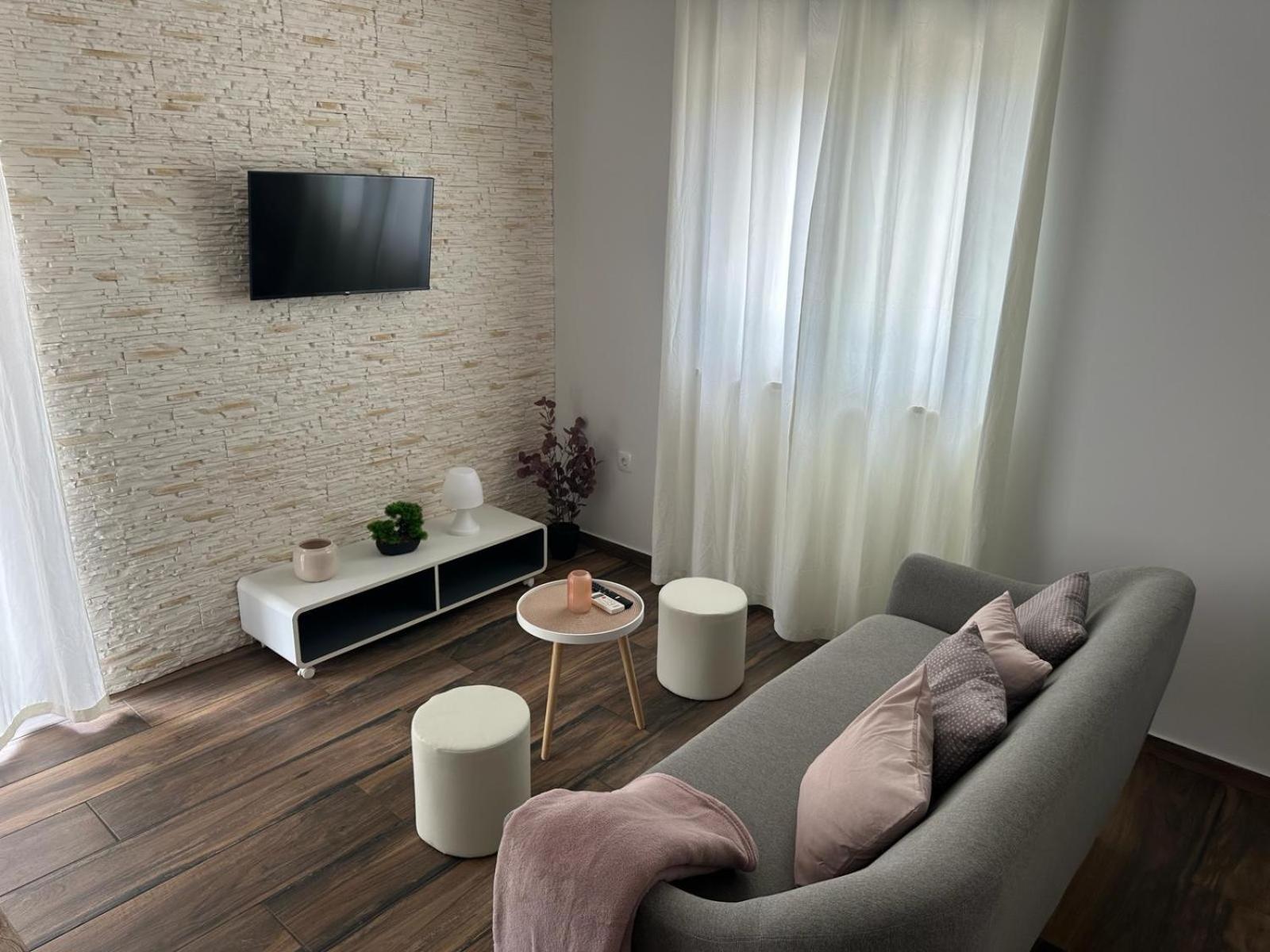 Apartments Harmony Hills Pula Bagian luar foto