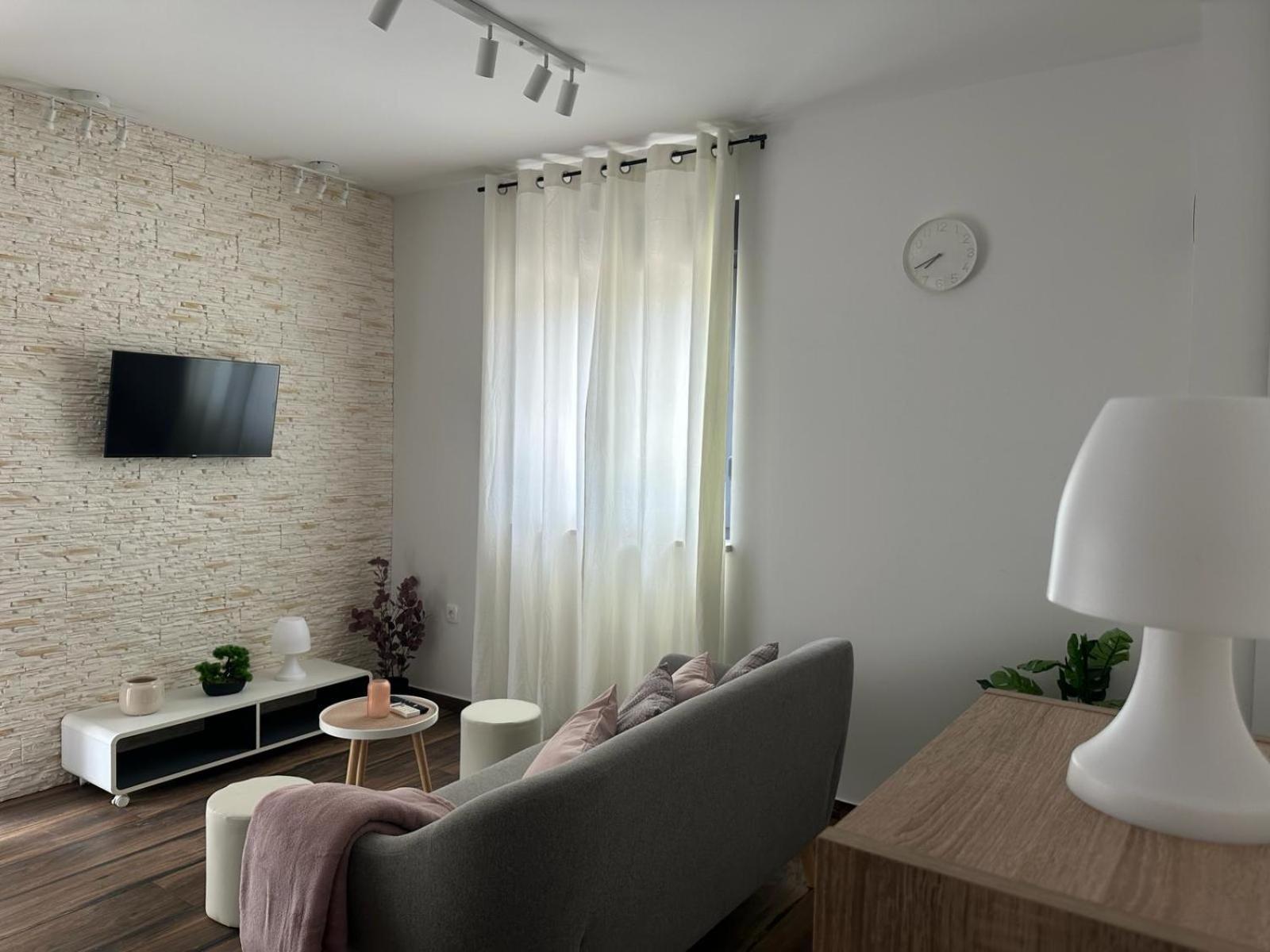 Apartments Harmony Hills Pula Bagian luar foto