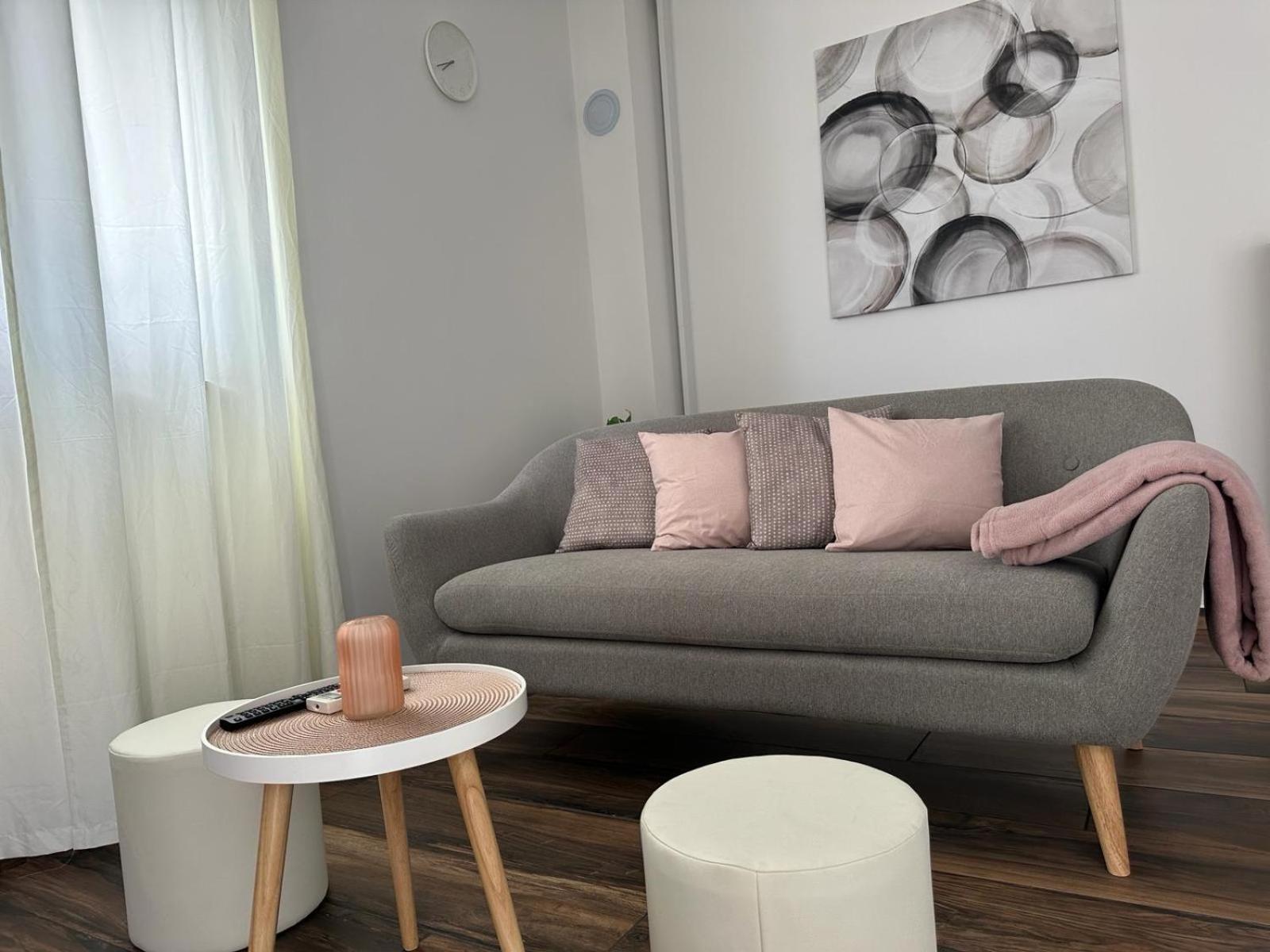 Apartments Harmony Hills Pula Bagian luar foto