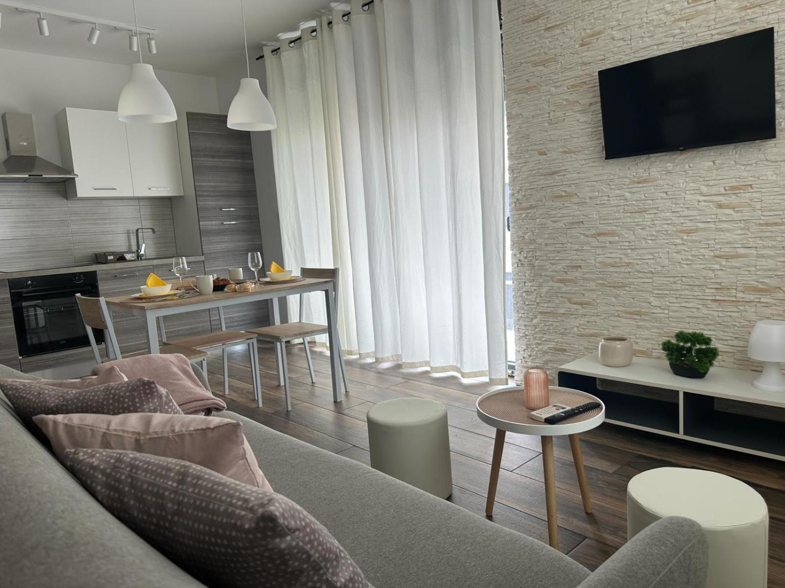 Apartments Harmony Hills Pula Bagian luar foto