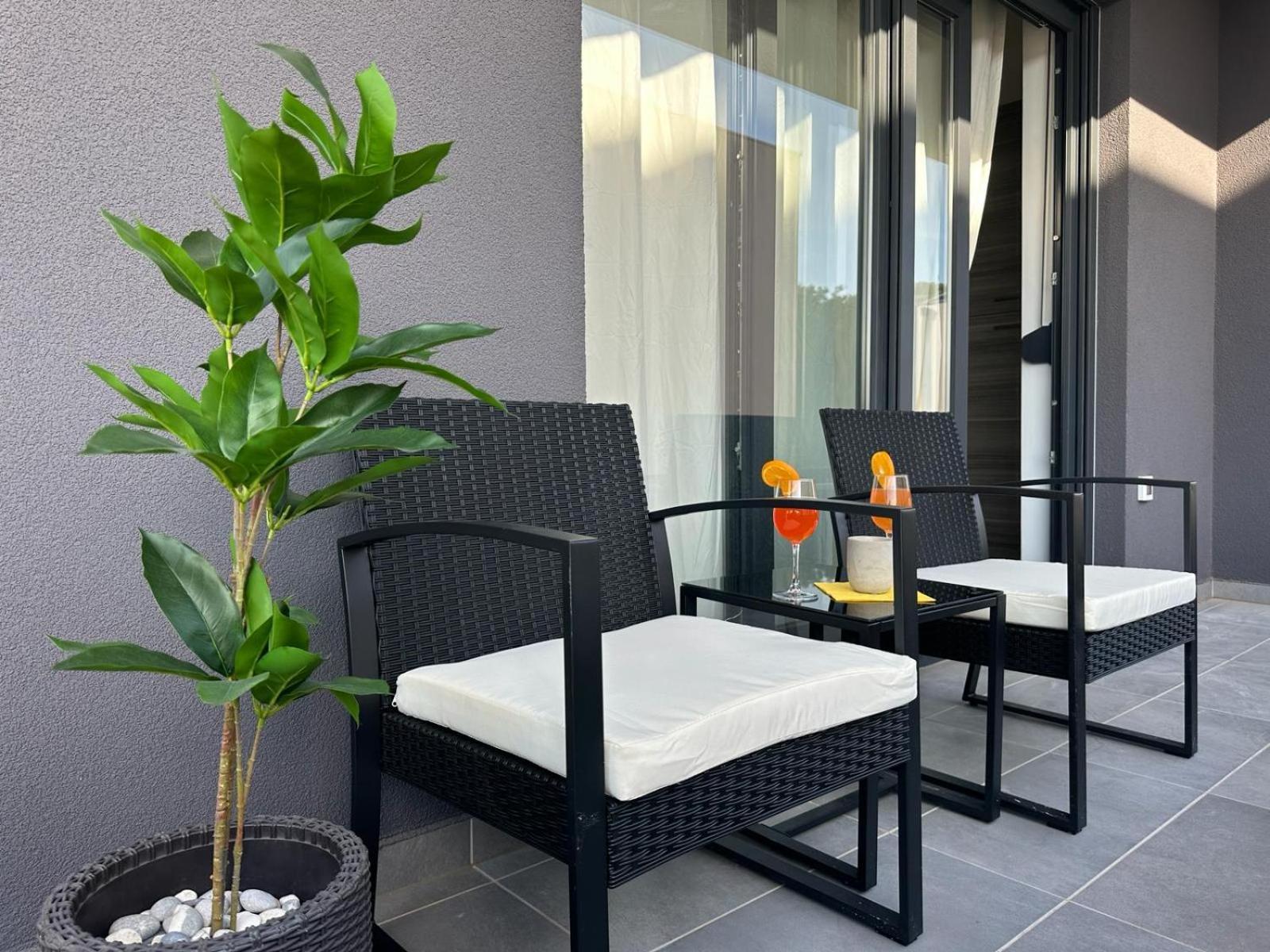 Apartments Harmony Hills Pula Bagian luar foto
